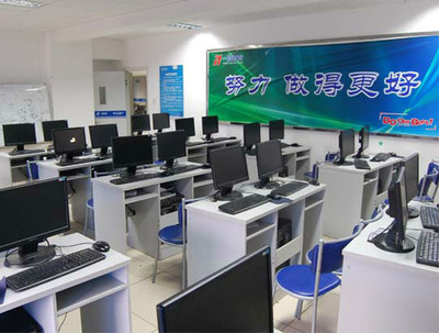 一度軟件教育學院——打造專業計算機軟件開發人才